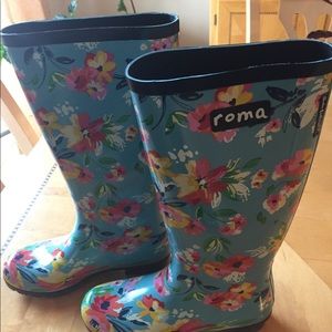 Roma floral rubber boots